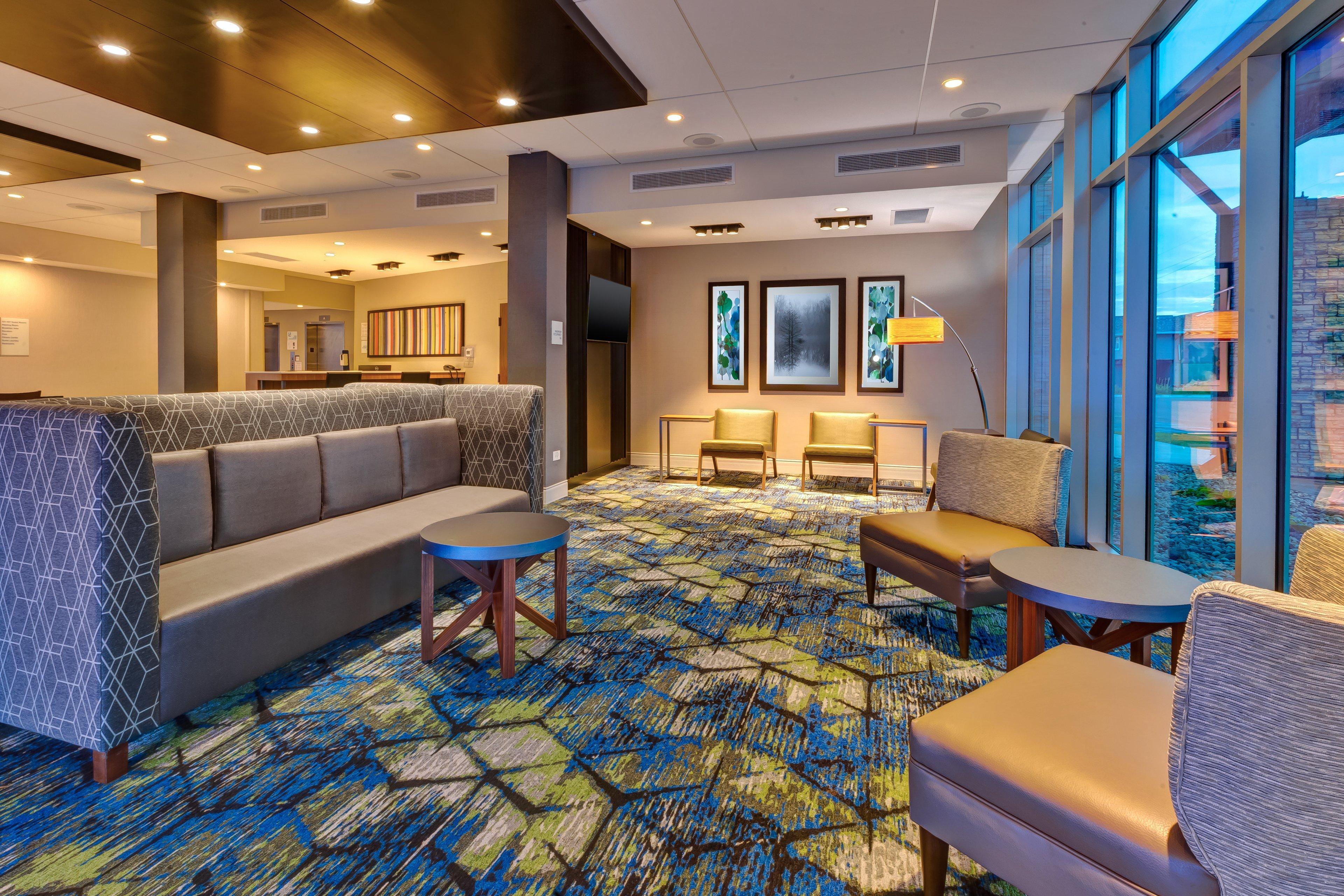 Holiday Inn Express & Suites - Cedar Springs - Grand Rapids N By Ihg Exterior foto